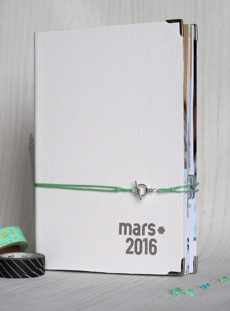 mini mars blanc_opsite (1)